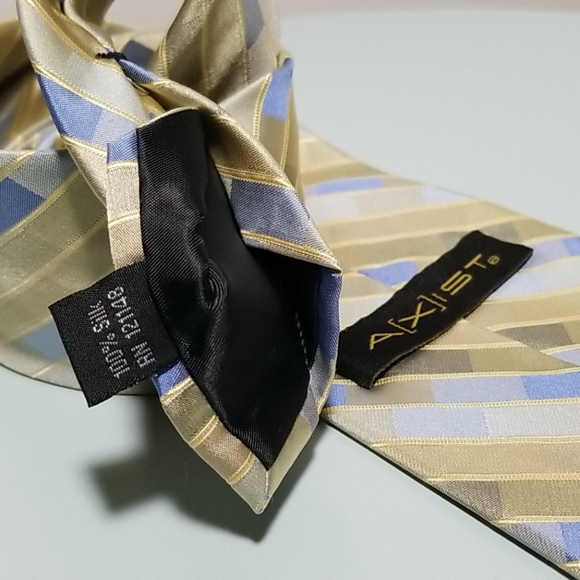 AXIST SILK Gold & Blue diagonal box strip Necktie - Picture 5 of 7